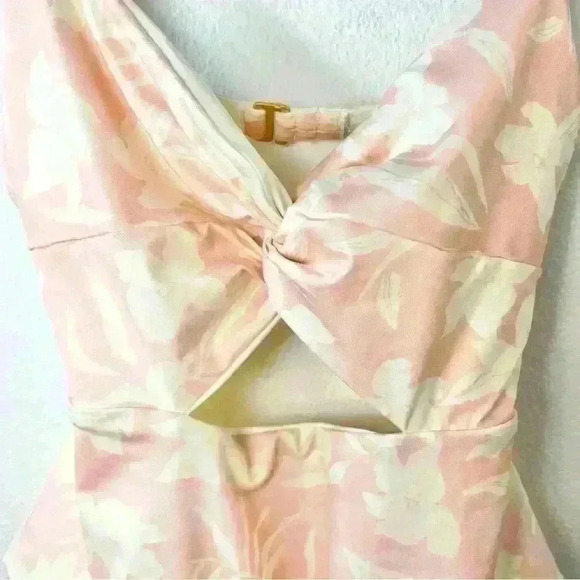 NWT L*SPACE Kyslee One-Piece Reversible Swimsuit in Paradise Blooms Size 8 - Picture 6 of 13